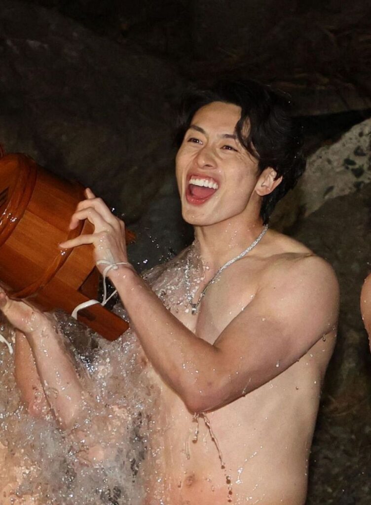 東佑京 冷水修行の瞬間